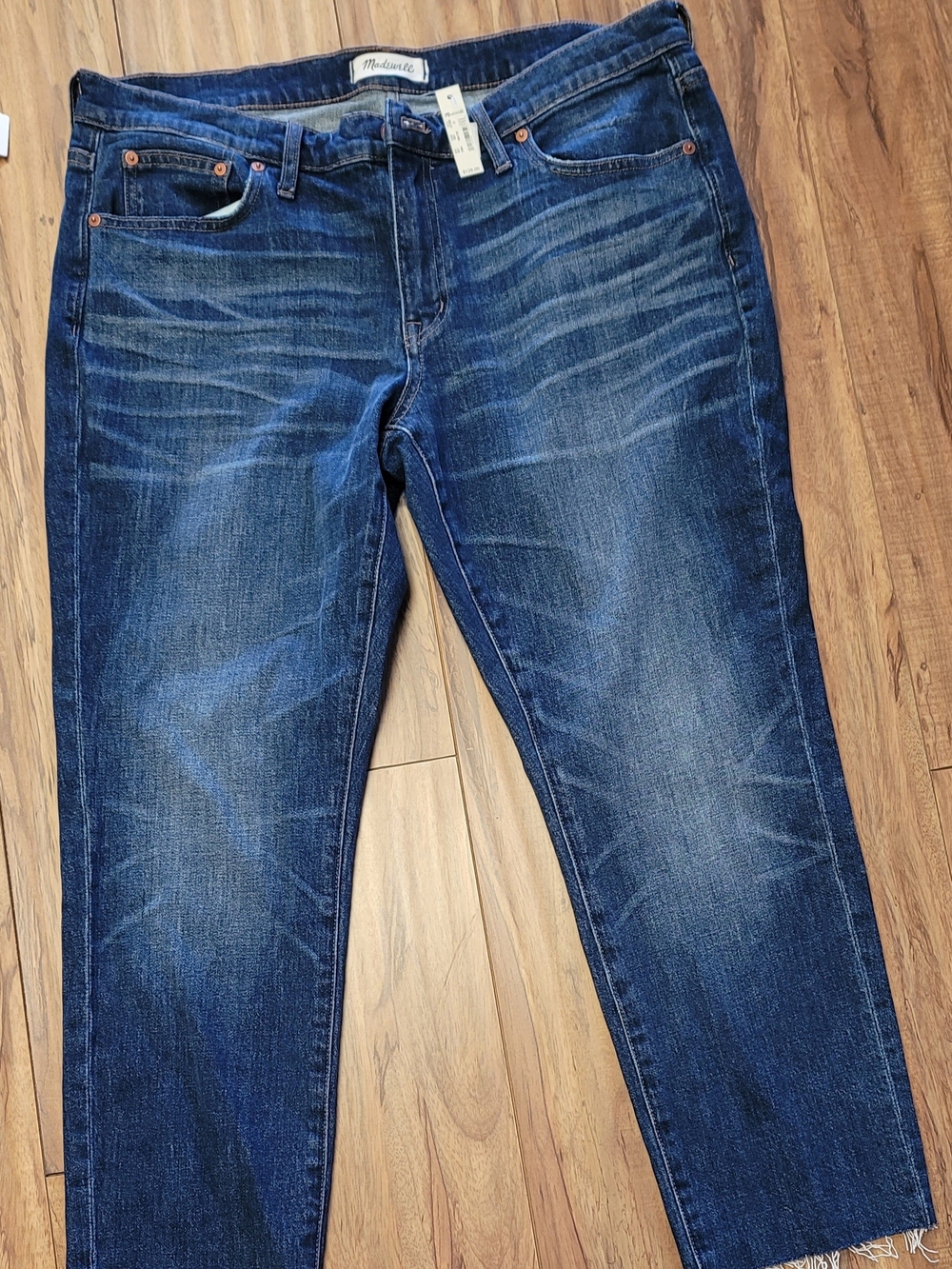 Madewell Women's Slim Straight Jeans in Indigo Blue Wash
